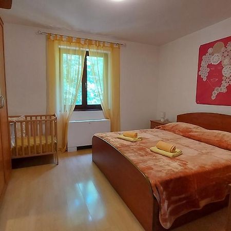 Apartman Roberta Лабин Екстериор снимка