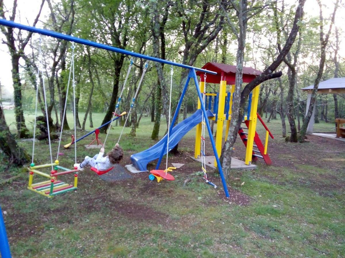 Apartman Roberta Лабин Екстериор снимка