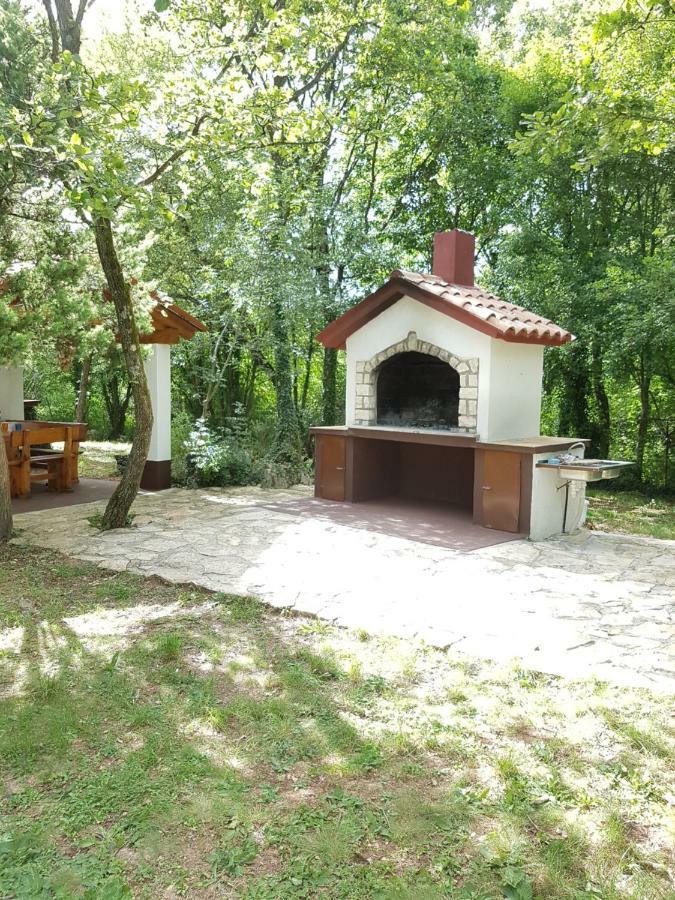 Apartman Roberta Лабин Екстериор снимка