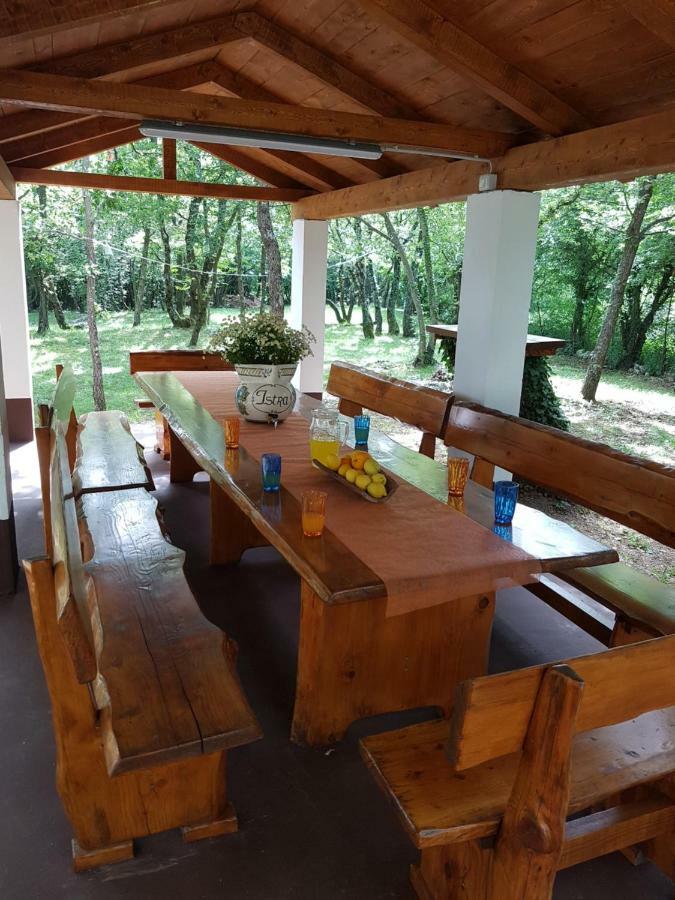 Apartman Roberta Лабин Екстериор снимка