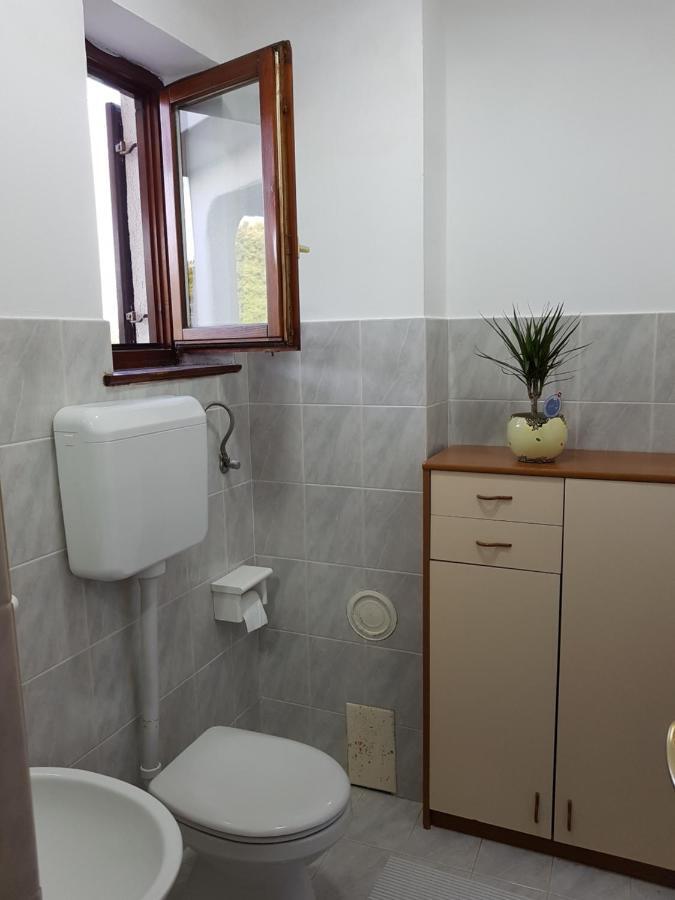 Apartman Roberta Лабин Екстериор снимка