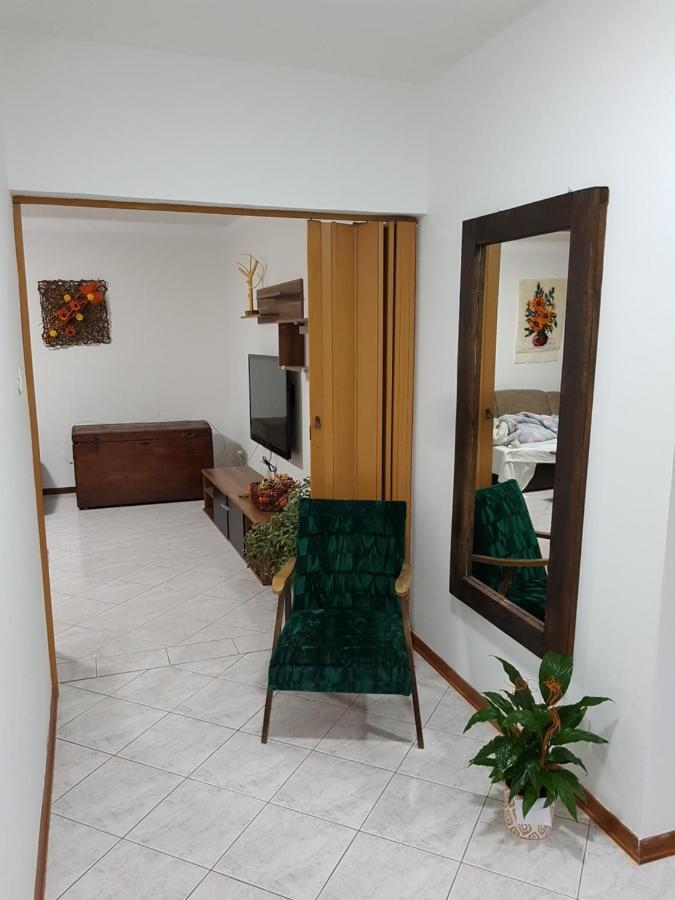 Apartman Roberta Лабин Екстериор снимка